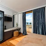 Ulcas Guest Huse